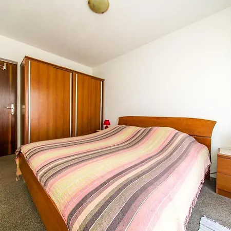 شقة Two Bedroom Fani