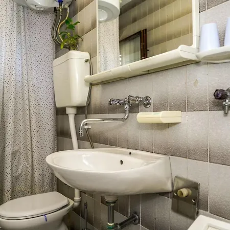 Two Bedroom Fani شقة بوستيرا